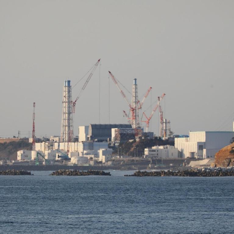 Arbeiten am Atomkraftwerk Fukushima Arbeiten am Atomkraftwerk Fukushima
