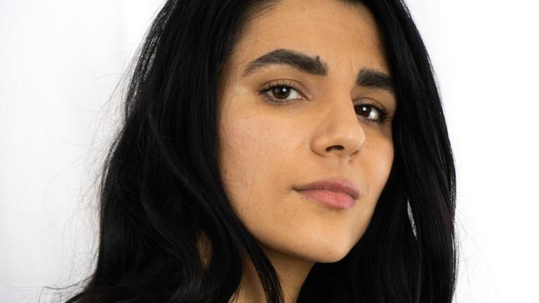 Ein Porträt der Integrationspreisträgerin Bjeen Alhassan. Ein Porträt der Integrationspreisträgerin Bjeen Alhassan.
