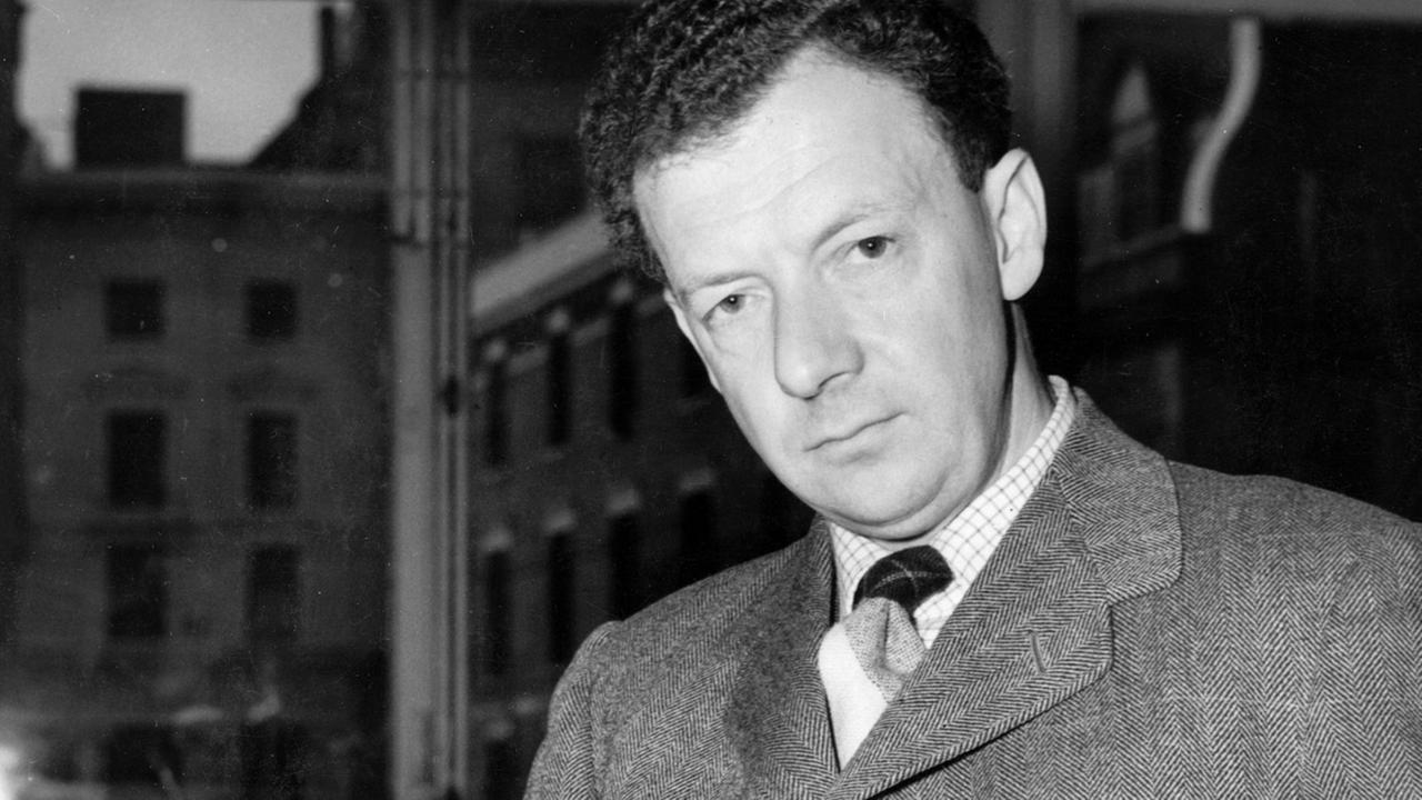 Der britische Komponist Benjamin Britten am 14. April 1953 in London