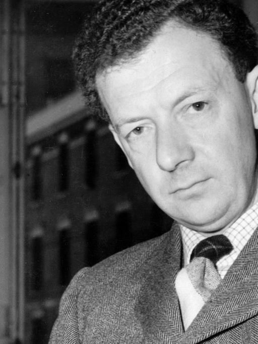 Der britische Komponist Benjamin Britten am 14. April 1953 in London.
