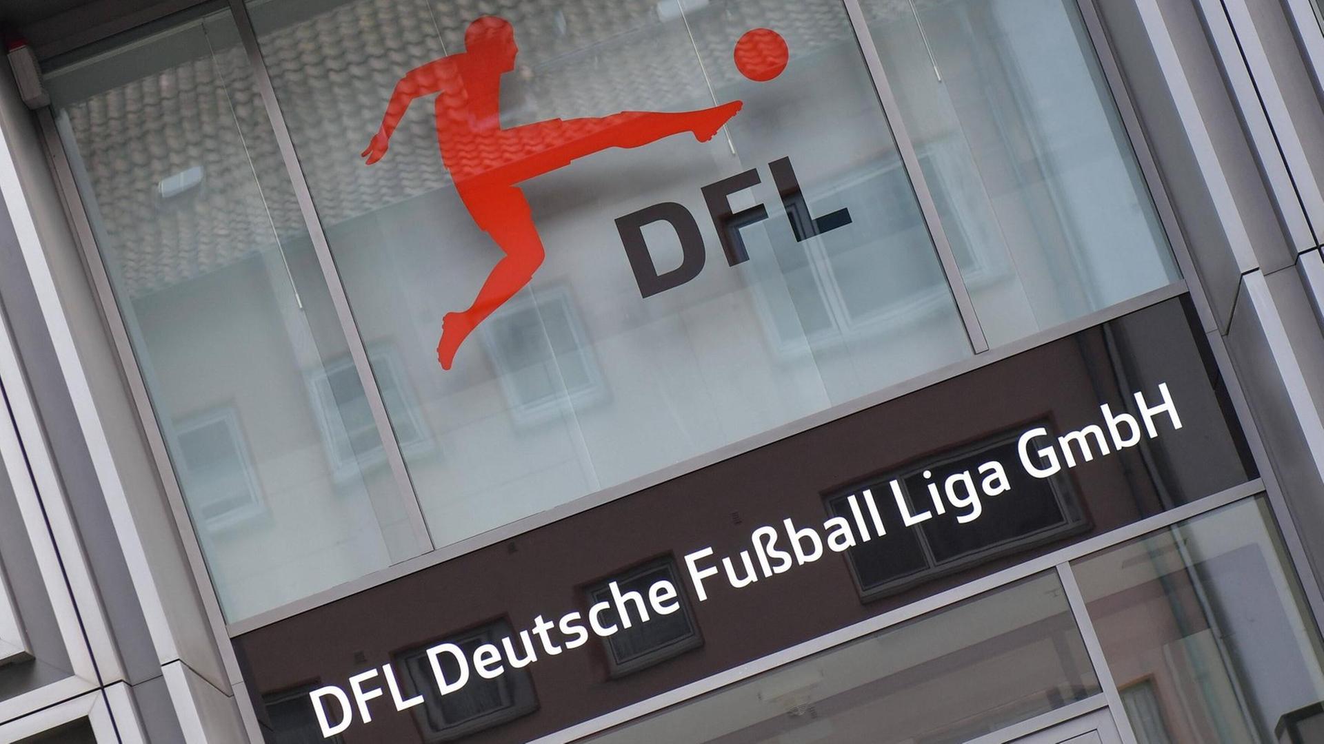 xblx, DFL Zentrale, Deutsche Fussball Liga GmbH Frankfurt am Main *** xblx, DFL Head Office, German Football League GmbH Frankfurt am Main xblx, DFL Zentrale, Deutsche Fussball Liga GmbH Frankfurt am Main *** xblx, DFL Head Office, German Football League GmbH Frankfurt am Main