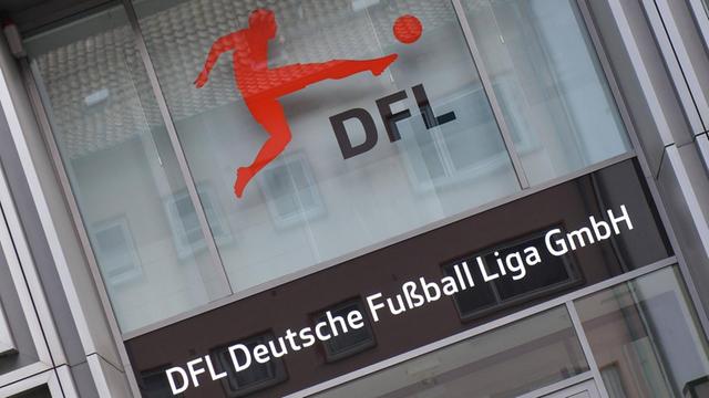 xblx, DFL Zentrale, Deutsche Fussball Liga GmbH Frankfurt am Main *** xblx, DFL Head Office, German Football League GmbH Frankfurt am Main