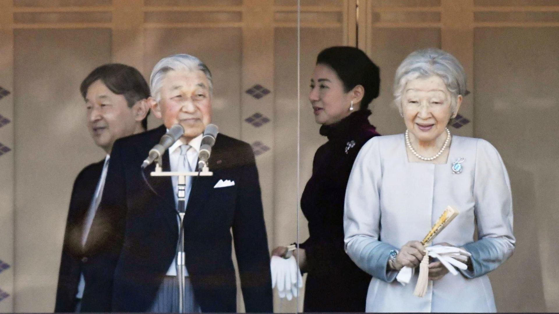 Kaiser Akihito und Kaiserin Michiko Kaiser Akihito und Kaiserin Michiko