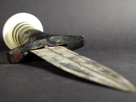 Ein antikes arabisches Messer Ein antikes arabisches Messer