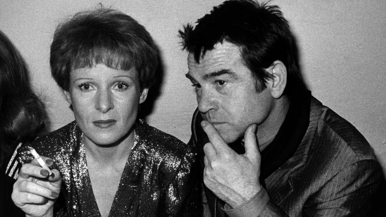 Hilmar Thate gemeinsam mit seiner Schauspiel-Kollegin Rosel Zech bei den Berliner Filmfestspielen 1982.