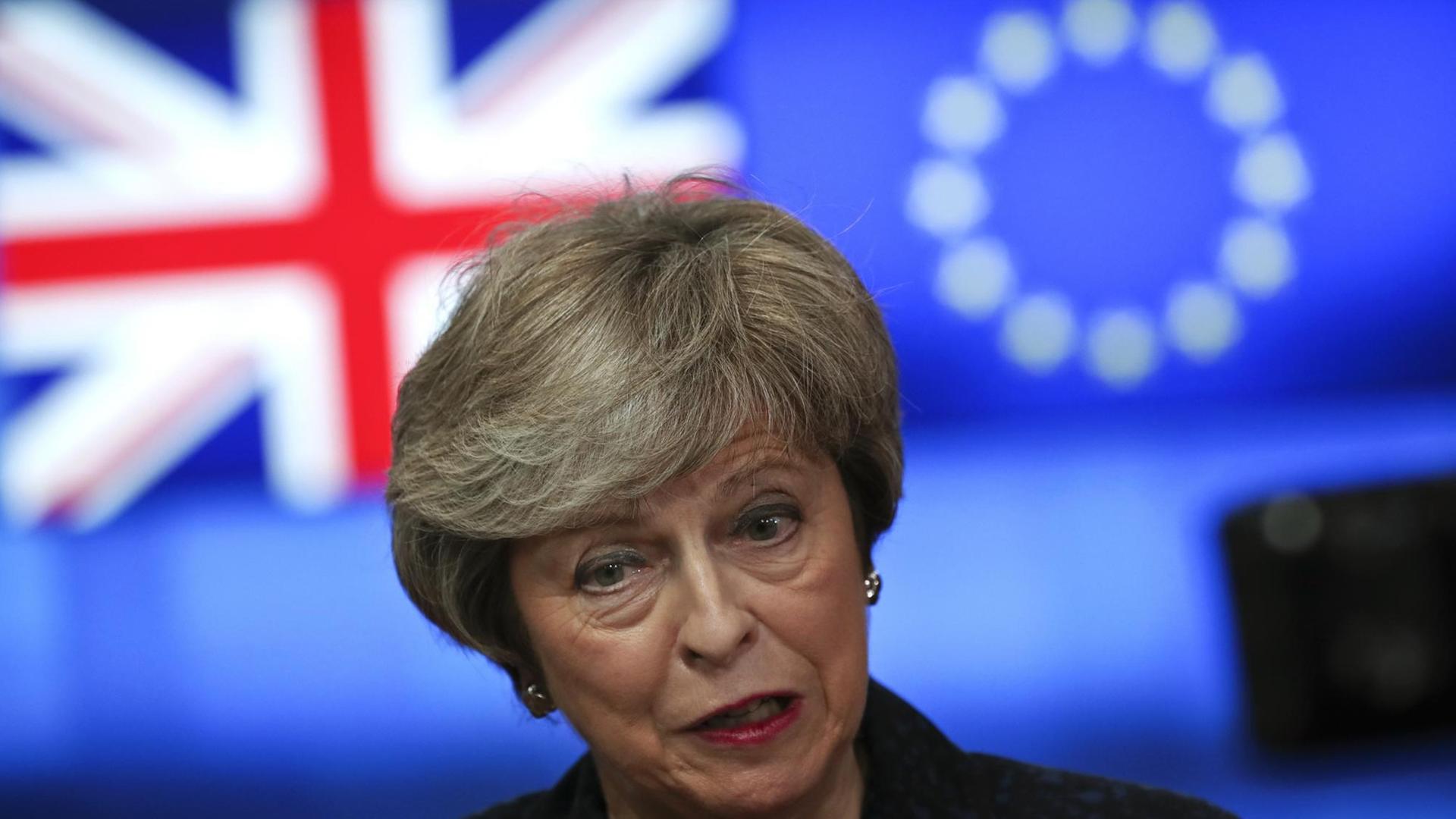 Theresa May, Premierministerin von Großbritannien, spricht nach ihrem Treffen mit EU-Ratspräsident Tusk am 07.02.2019. Theresa May, Premierministerin von Großbritannien, spricht nach ihrem Treffen mit EU-Ratspräsident Tusk am 07.02.2019.