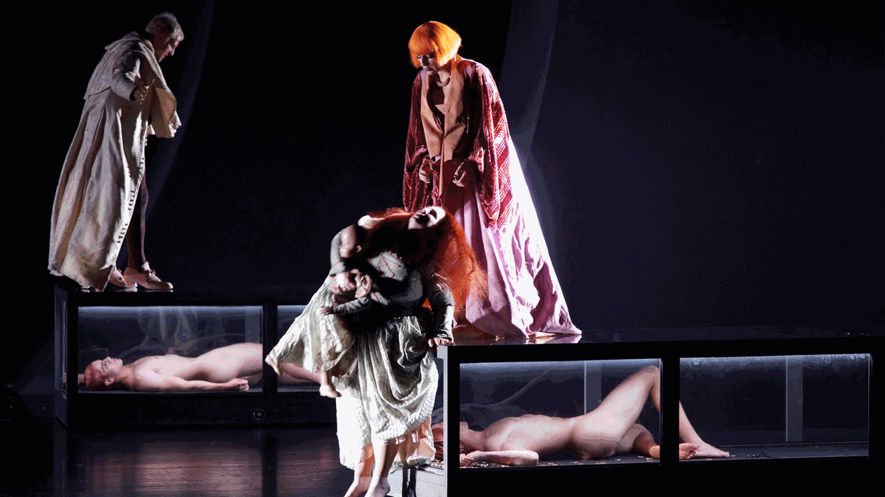 Eine Szene aus Berthold Goldschmidts Oper "Beatrice Cenci" bei den Bregenzer Festspielen Eine Szene aus Berthold Goldschmidts Oper "Beatrice Cenci" bei den Bregenzer Festspielen