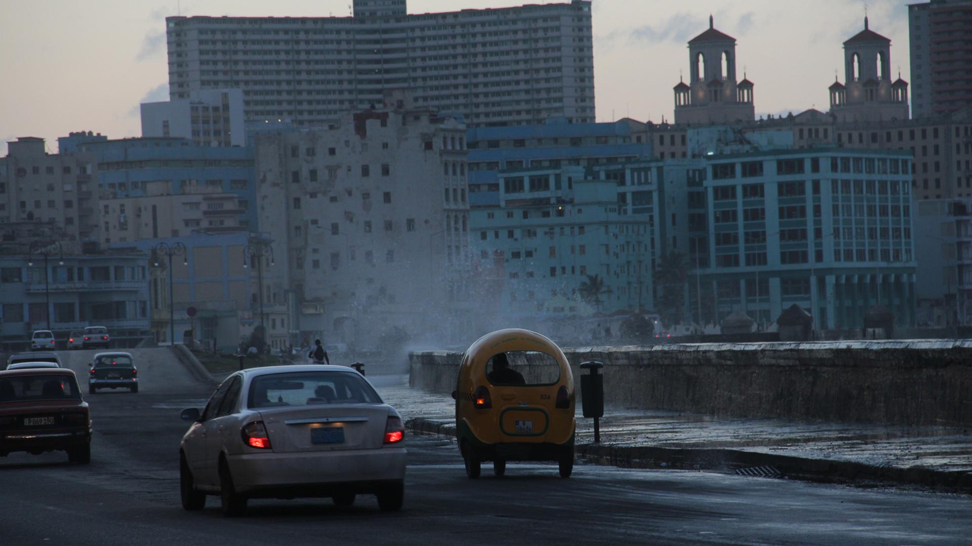 Malecon, die berühmte Uferstraße von Havanna Malecon, die berühmte Uferstraße von Havanna