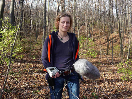 Autorin Monika Seynsche, aufgenommen beim Aufnehmen von O-Tönen in den Appalachen. Autorin Monika Seynsche, aufgenommen beim Aufnehmen von O-Tönen in den Appalachen.