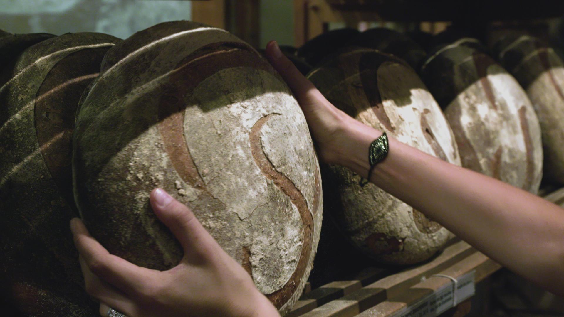 Szene aus dem Film “Brot" von Harald Friedl. Szene aus dem Film “Brot" von Harald Friedl.