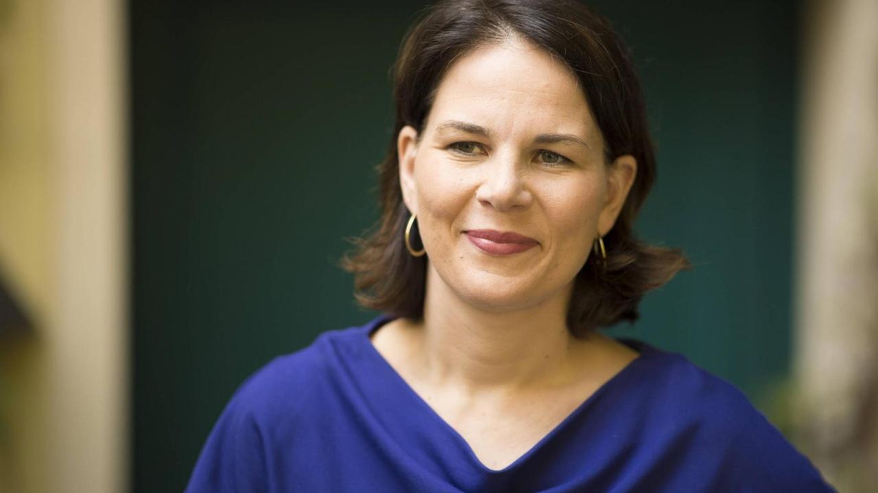 Portrait von Annalena Baerbock, Bundesvorsitzende von Bündnis 90/Die Grünen. Portrait von Annalena Baerbock, Bundesvorsitzende von Bündnis 90/Die Grünen.