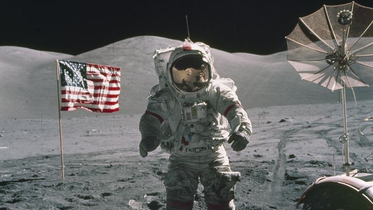 Eugene Cernan (1934-2017) 1972 auf dem Mond. Eugene Cernan (1934-2017) 1972 auf dem Mond.