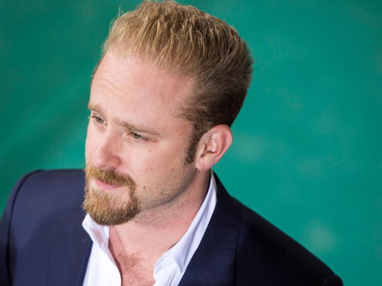 epa04954914 US actor Ben Foster arrives on the green carpet for the screening of the movie 'The Program' at the Zurich Film Festival (ZFF), in Zurich, Switzerland, 28 September 2015. The festival runs from 24 September to 04 October.