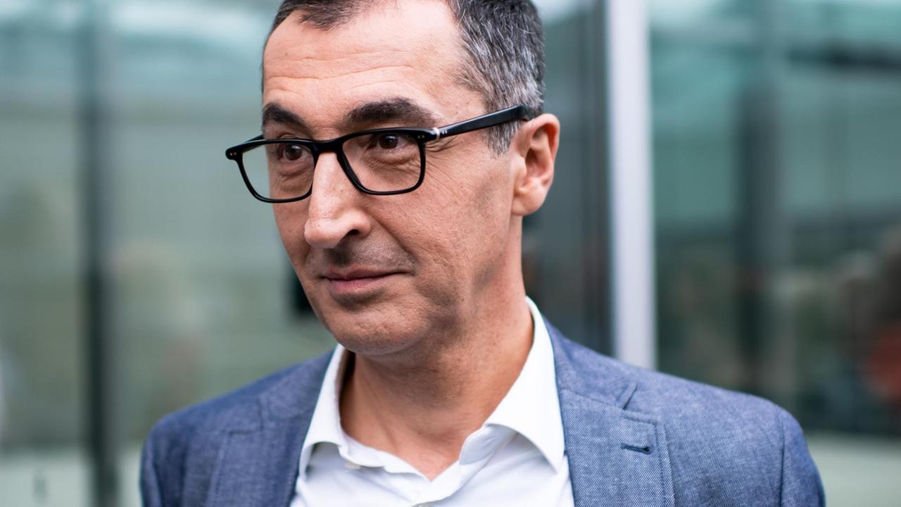 Portraitbild des Grünen-Politikers Cem Özdemir Portraitbild des Grünen-Politikers Cem Özdemir