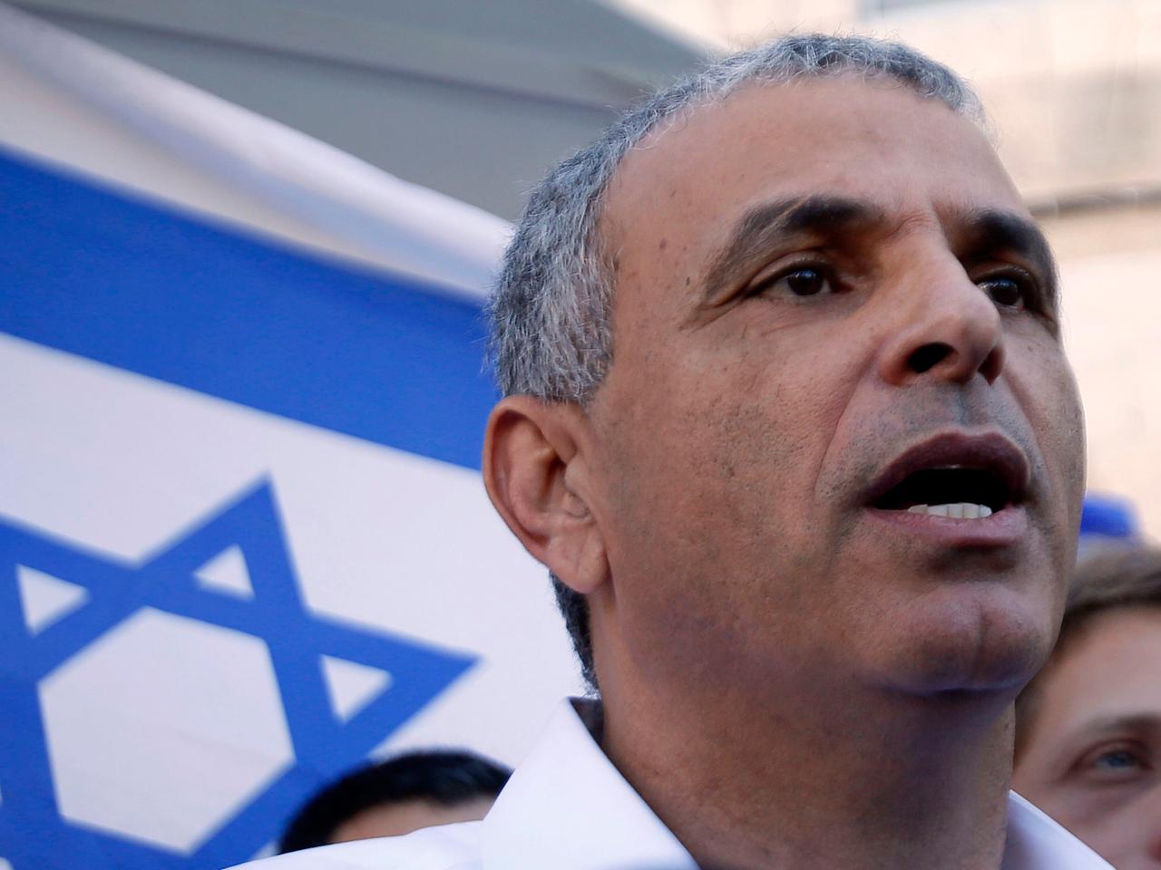 Moshe Kahlon mit der Partei Kulanu könnte entscheidend werden Moshe Kahlon mit der Partei Kulanu könnte entscheidend werden