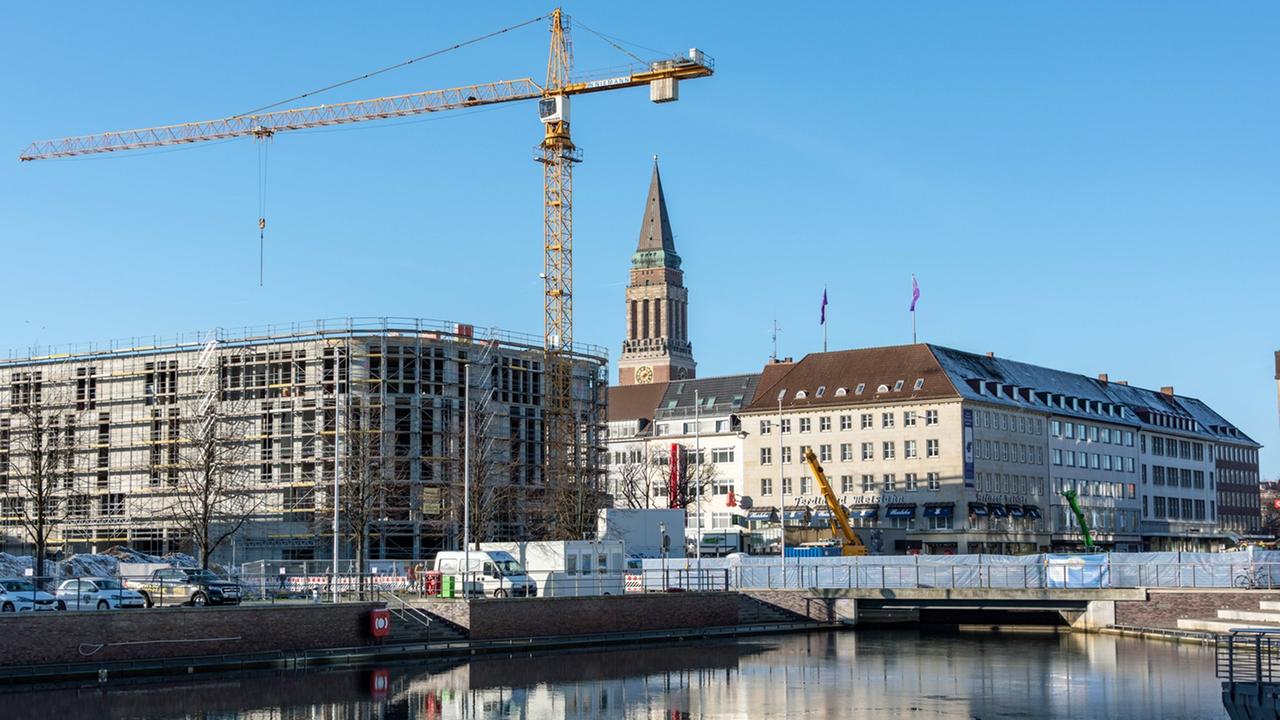 Großbaustelle: Mitten in Kiel am Bootshafen entsteht die neue Mitte Kiel Großbaustelle: Mitten in Kiel am Bootshafen entsteht die neue Mitte Kiel