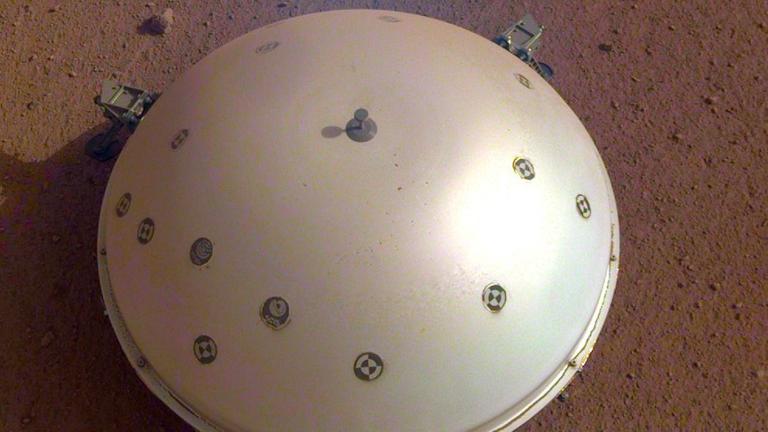Das Seismometer der Marssonde auf dem Mars Das Seismometer der Marssonde auf dem Mars