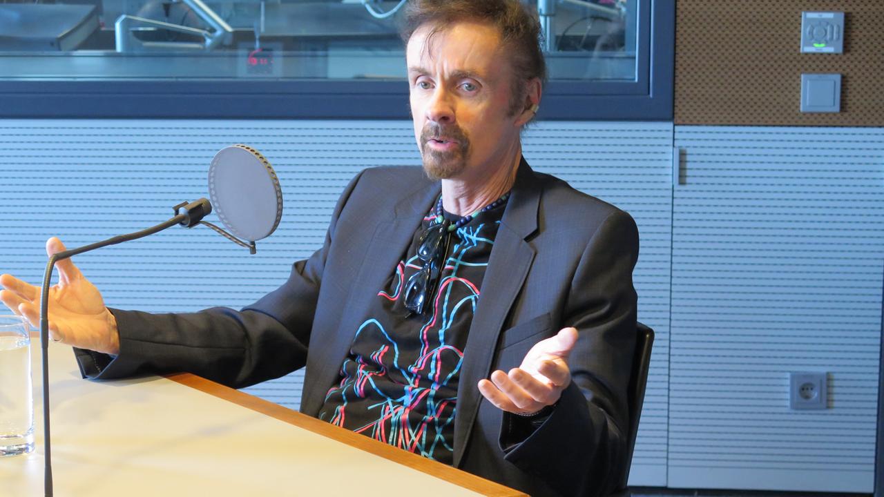 Der amerikanische Autor T.C. Boyle zu Gast im Studio von Deutschlandradio Kultur. Der amerikanische Autor T.C. Boyle zu Gast im Studio von Deutschlandradio Kultur.