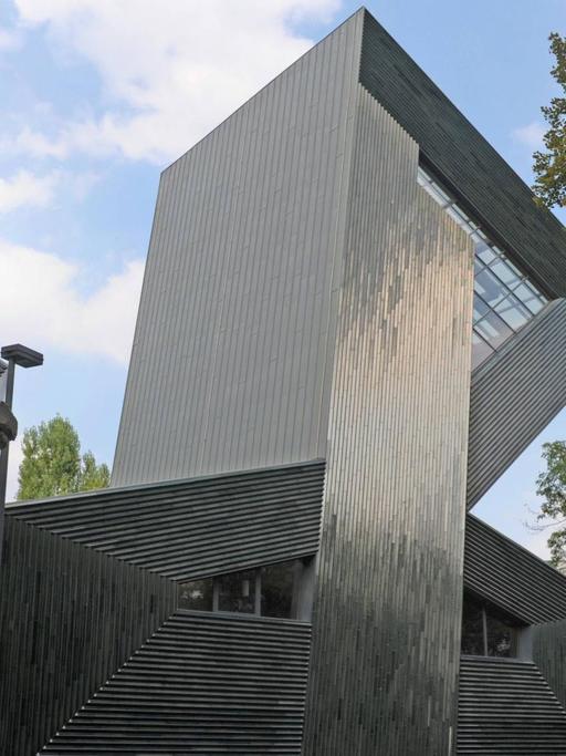 Auf den Talmud und auf Bauhaus beruft sich Manuel Herz, Architekt des Neubaus der Mainzer Synagoge "Licht der Diaspora"