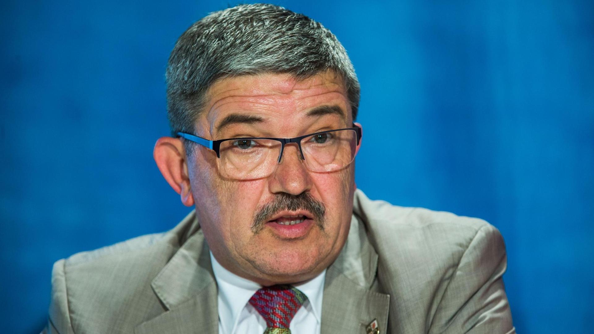 Der Innenminister von Mecklenburg-Vorpommern, Lorenz Caffier (CDU) Der Innenminister von Mecklenburg-Vorpommern, Lorenz Caffier (CDU)