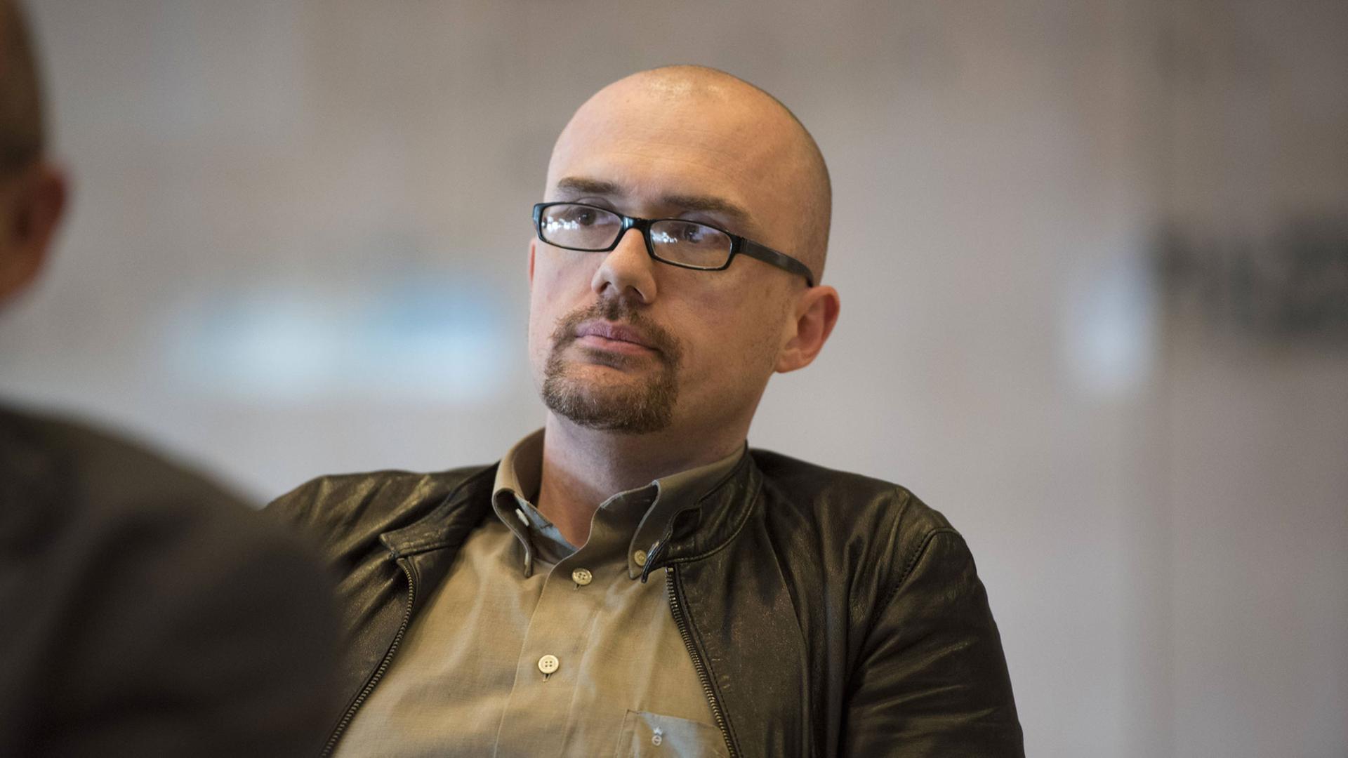 Der AfD-Kulturpolitiker Hans-Thomas Tillschneider will darüber entscheiden, welches Theaterstück etwas taugt und welches nicht Der AfD-Kulturpolitiker Hans-Thomas Tillschneider will darüber entscheiden, welches Theaterstück etwas taugt und welches nicht