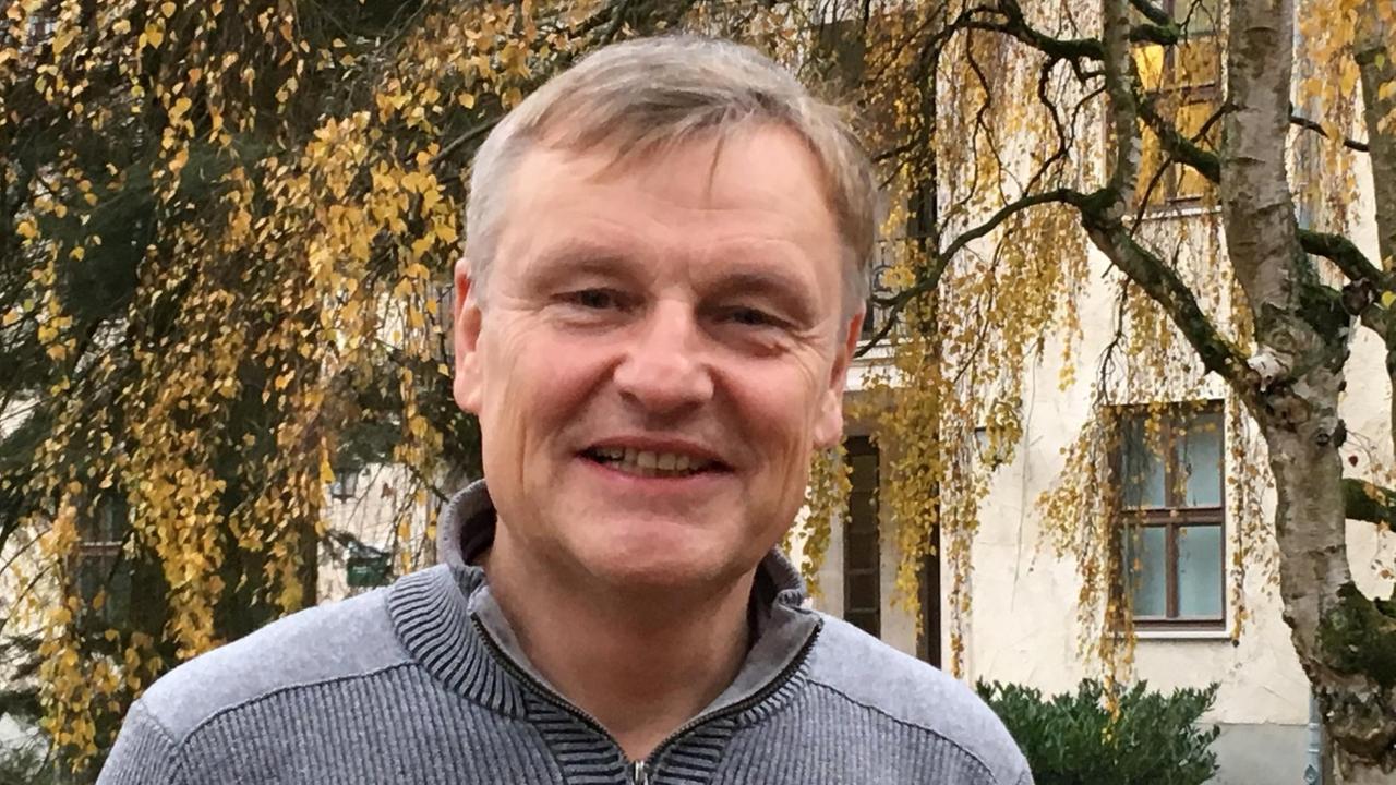 Prof. Dr. Ralf Kätzel, Landeskompetenzzentrum Forst Eberswalde Prof. Dr. Ralf Kätzel, Landeskompetenzzentrum Forst Eberswalde