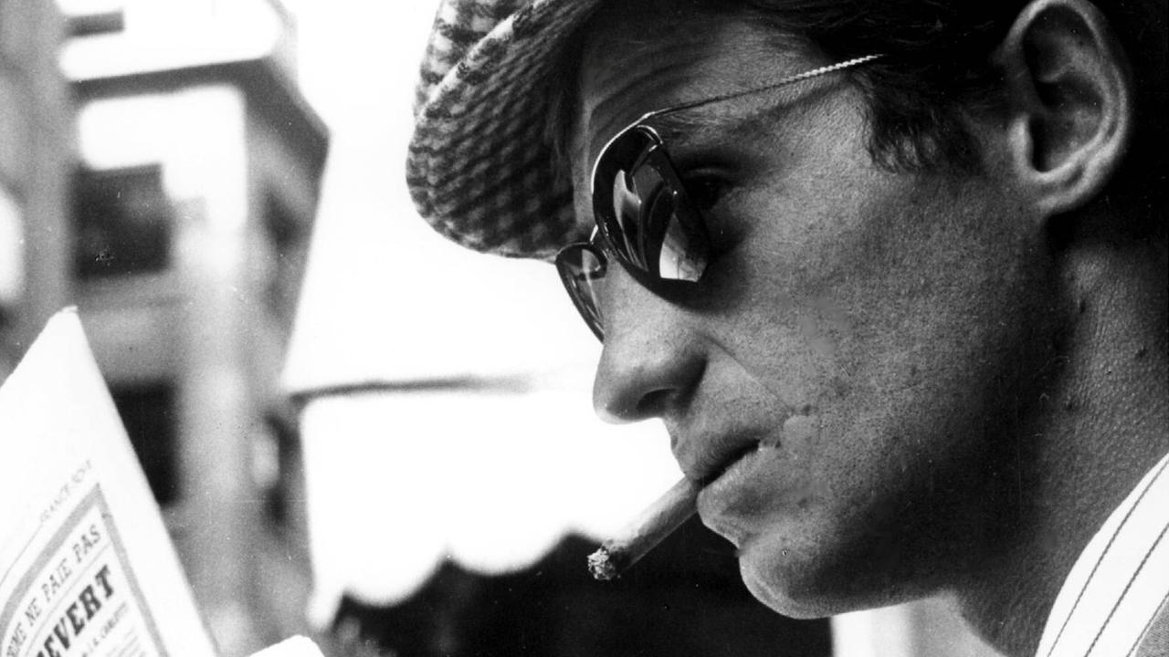 Jean-Paul Belmondo in dem Film "Der Teufel mit der weissen Weste" von Jean-Pierre Melville. Jean-Paul Belmondo in dem Film "Der Teufel mit der weissen Weste" von Jean-Pierre Melville.