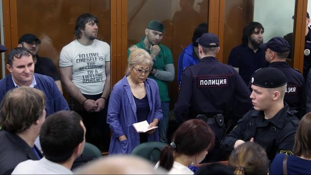 Die Verkündung des Urteils im Prozess um den Mord an dem russischen Oppositionspolitiker Boris Nemzow vor dem Moskauer Militärgericht am 13. Juli 2017.