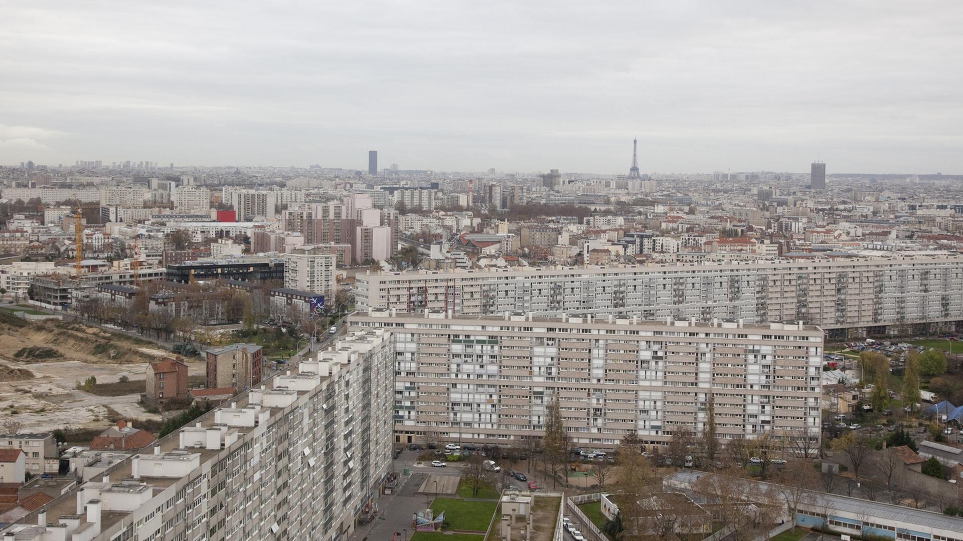 Pariser Banlieue: Blick auf den Vorort Gennevilliers Pariser Banlieue: Blick auf den Vorort Gennevilliers