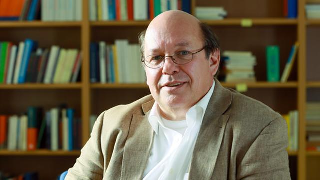 Rafael Behr, Kriminologe und Soziologieprofessor