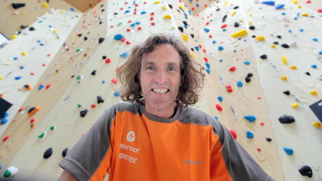 Stefan Glowacz bei der Eröffnung einer Kletterwand in München im Jahr 2011. Stefan Glowacz bei der Eröffnung einer Kletterwand in München im Jahr 2011.