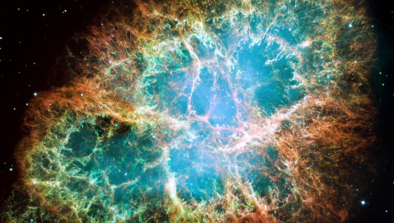 Die Explosionswolken von Supernovae sind nicht immer kreisrund, wie der Crab-Nebel im Stier zeigt
