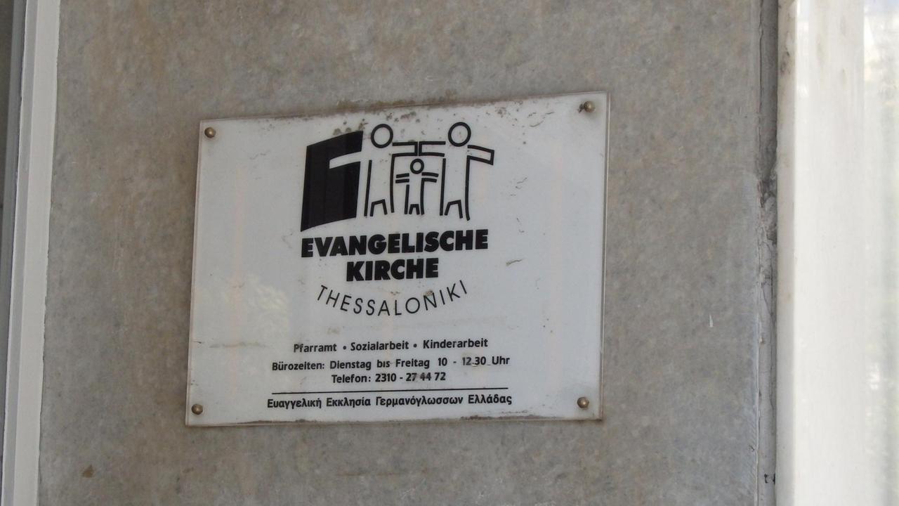 Hausschild der deutsch-evangelischen Gemeinde in Thessaloniki Hausschild der deutsch-evangelischen Gemeinde in Thessaloniki