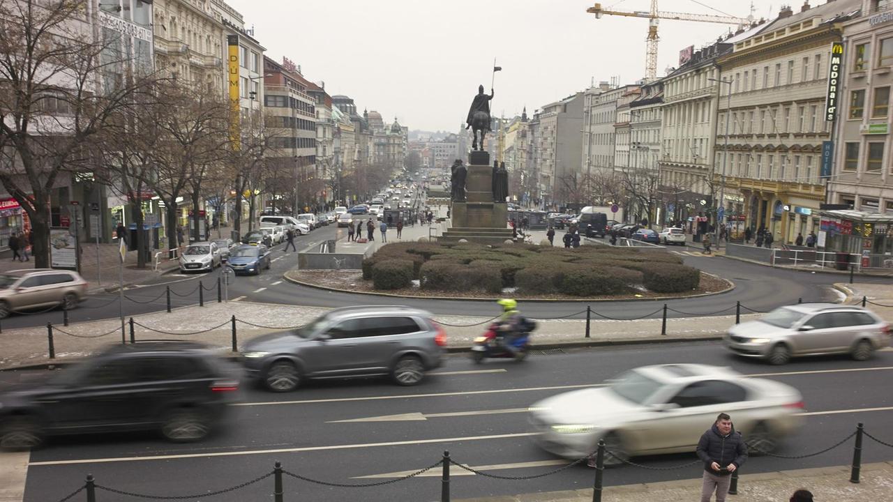 Verkehr in der Innenstadt von Prag. Verkehr in der Innenstadt von Prag.