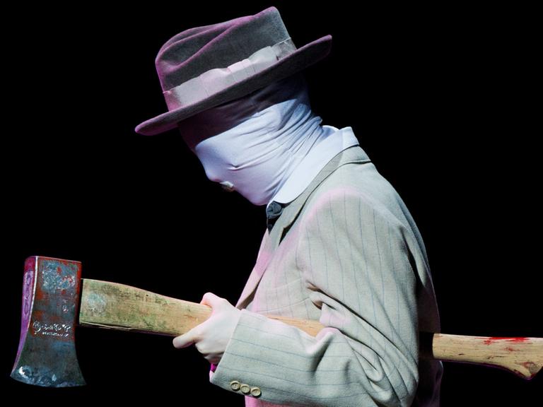 Der Serienmörder Fritz Haarmann wird zur Bühnenfigur in dem Musical "Amerikanisches Detektivinstitut Lasso" im Schauspielhaus Hannover