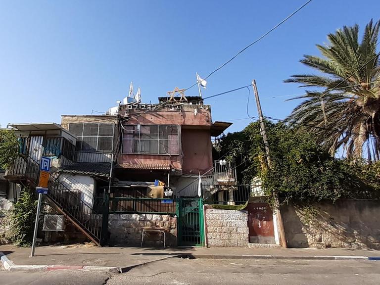 Ein von jüdischen Anwohnern übernommenes Haus im Jerusalemer Viertel Scheikh Jarrah, 2021.