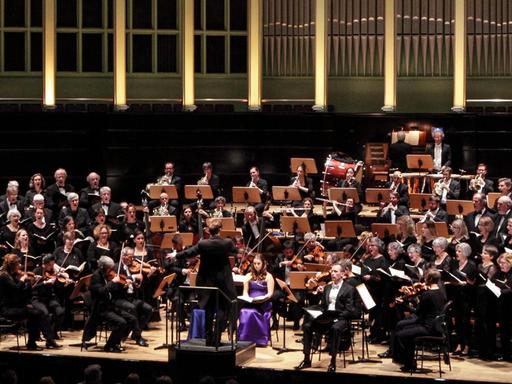 Chor und Orchester in der Glocke in Bremen