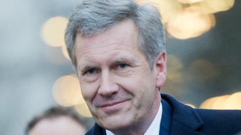 Ex-Bundespräsident Christian Wulff kommt am 09.01.2014 zum Landgericht in Hannover (Niedersachsen).