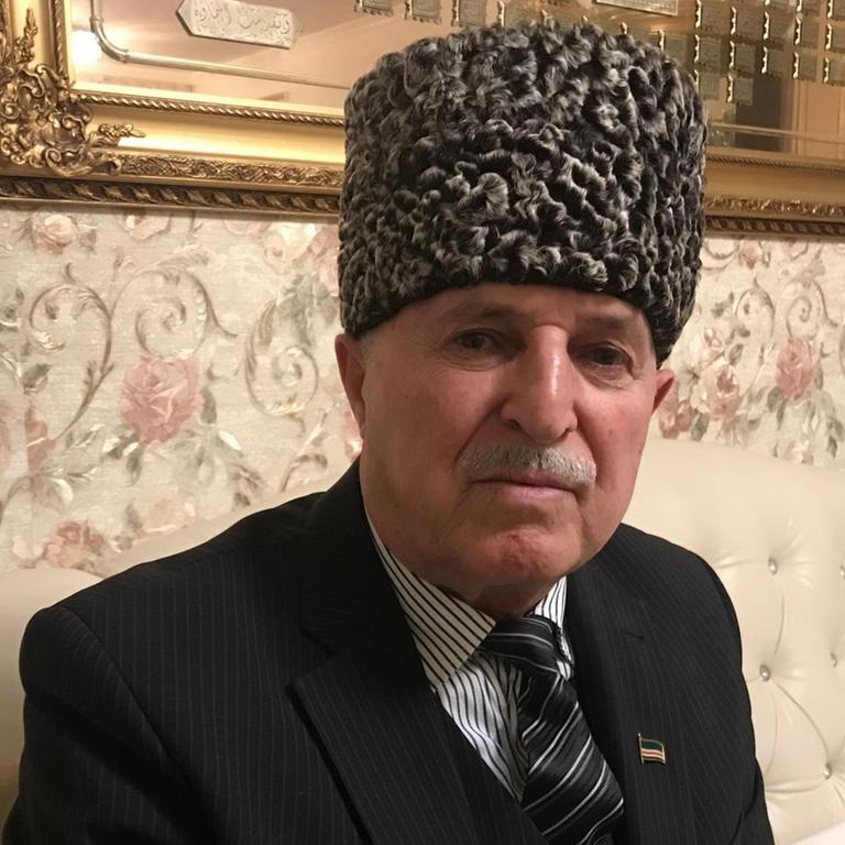Achmed Dokudajew vom Europäischen Ältestenrat der Tschetschenen
