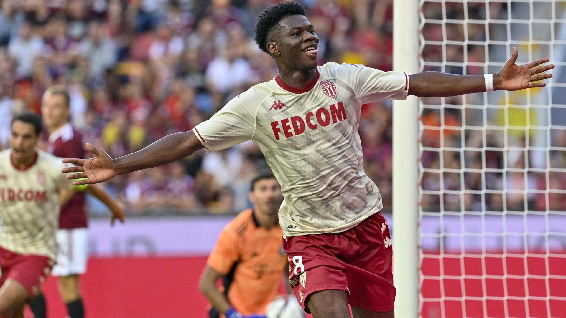 Der Fußball-Spieler Aurélien Tchouameni bei einem Spiel vom AS Monaco. Der Fußball-Spieler Aurélien Tchouameni bei einem Spiel vom AS Monaco.