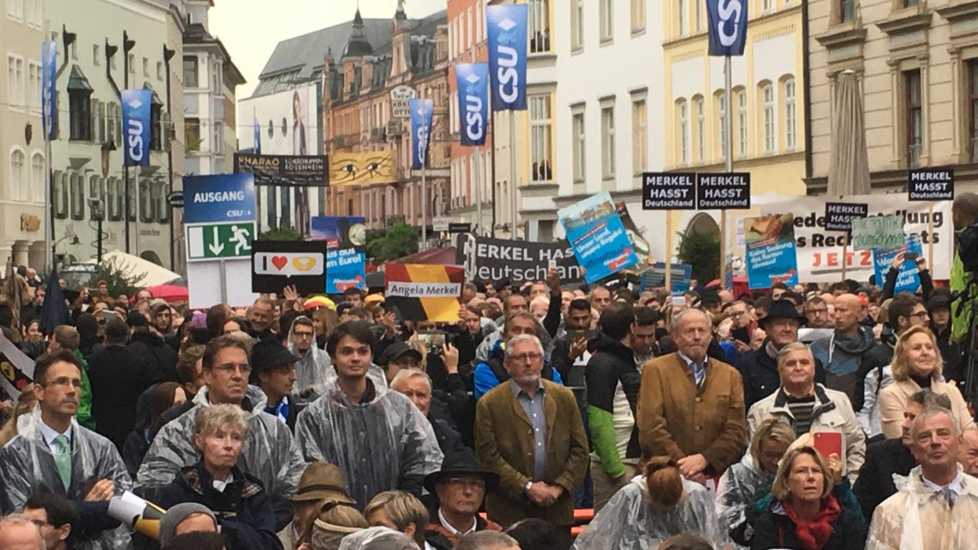 Wahlkampfveranstaltung der CSU in Rosenheim. Wahlkampfveranstaltung der CSU in Rosenheim.