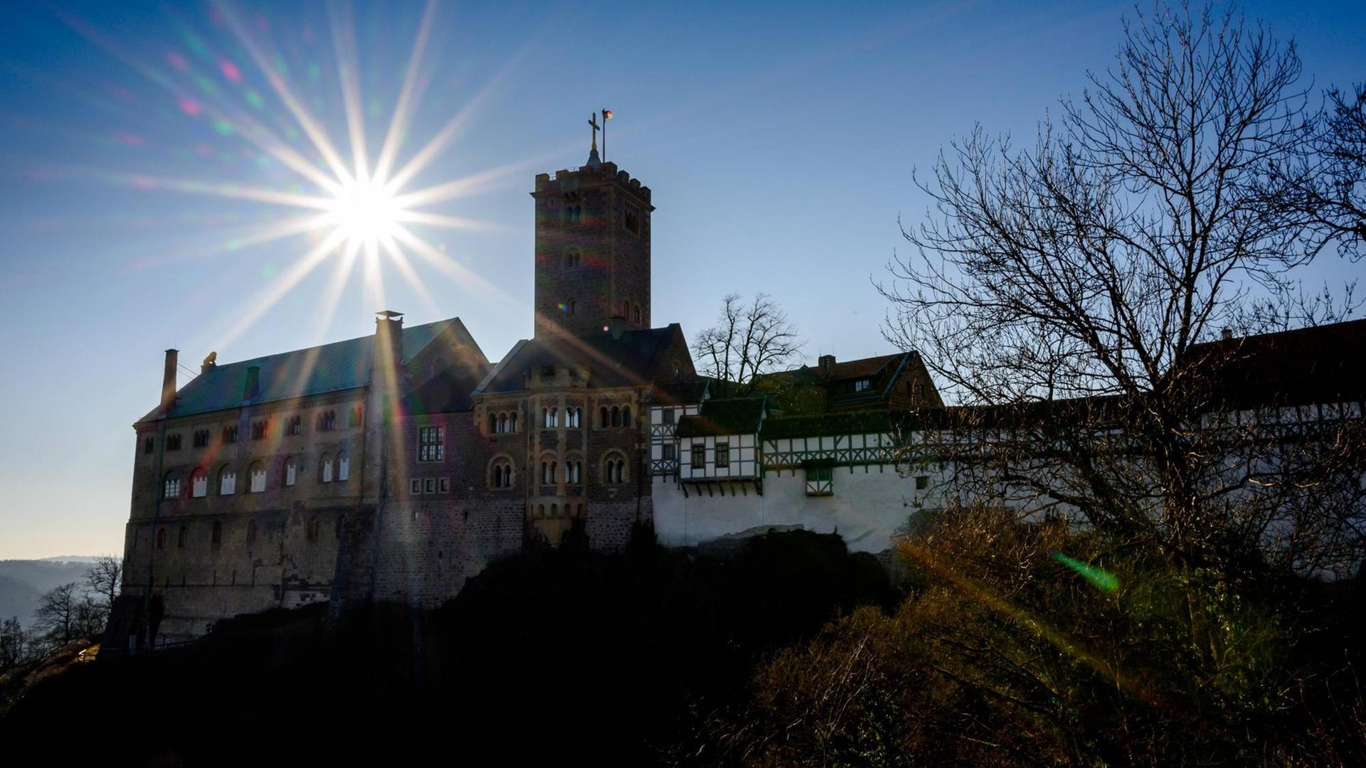 Kulisse für Nazi-Propaganda: Am 6. Mai 1939 wurde auf der Wartburg das sogenannte "Entjudungsinstitut" gegründet Kulisse für Nazi-Propaganda: Am 6. Mai 1939 wurde auf der Wartburg das sogenannte "Entjudungsinstitut" gegründet