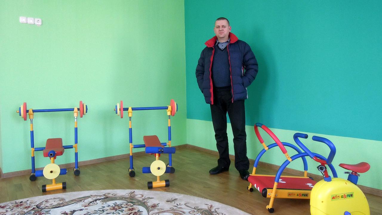 Pawl Rynkewitsch im Fitnessraum seiner Kita Pawl Rynkewitsch im Fitnessraum seiner Kita