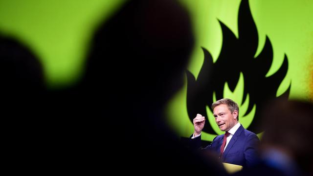 FDP-Parteitag am 28. April 2017 in Berlin: Parteichef Christian Lindner hält eine Rede.