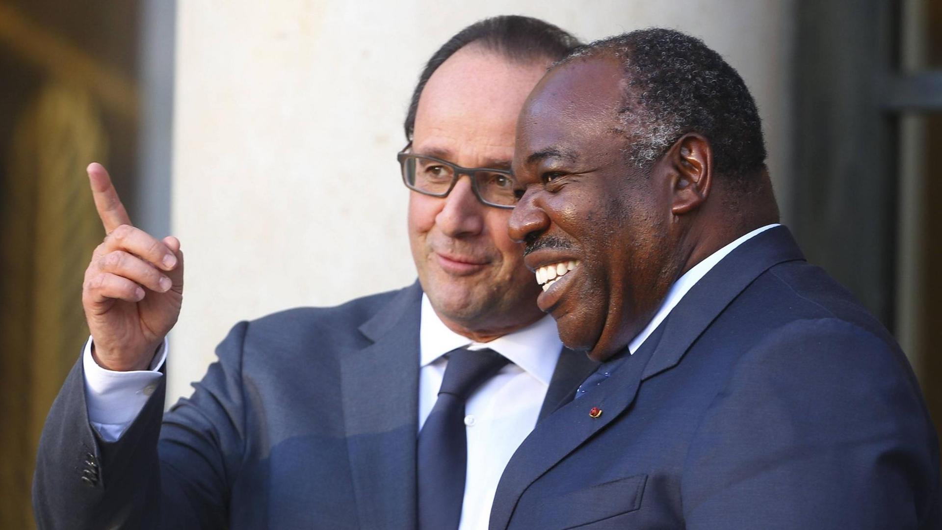 Frankreichs Premier Francois Hollande und Gabuns Präsident Ali-Ben Bongo Ondimba. Treffen anlässlich der UN-Klimakonferenz 2015 in Paris.