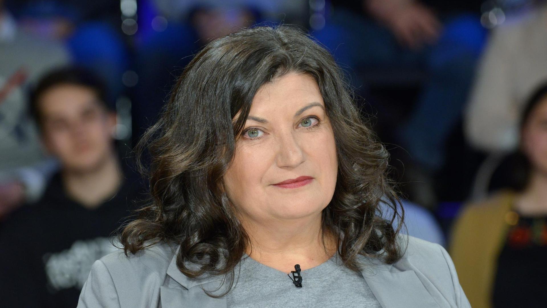Canan Topçu, Journalistin, Dozentin, aufgenommen am 23.03.2017 während der ZDF-Talksendung "Maybrit Illner". Canan Topçu, Journalistin, Dozentin, aufgenommen am 23.03.2017 während der ZDF-Talksendung "Maybrit Illner".