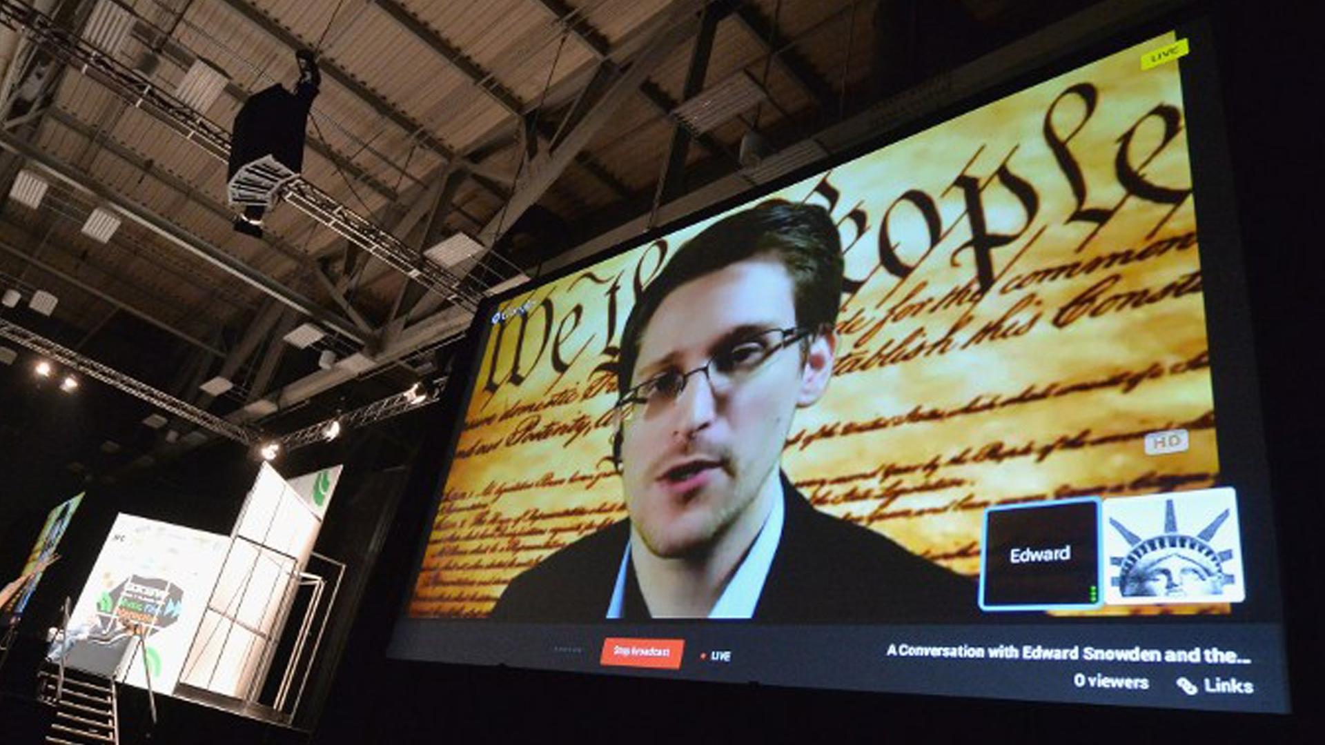 Edward Snowden spricht im März 2014 in einer Videokonferenz in Austin, Texas Edward Snowden spricht im März 2014 in einer Videokonferenz in Austin, Texas