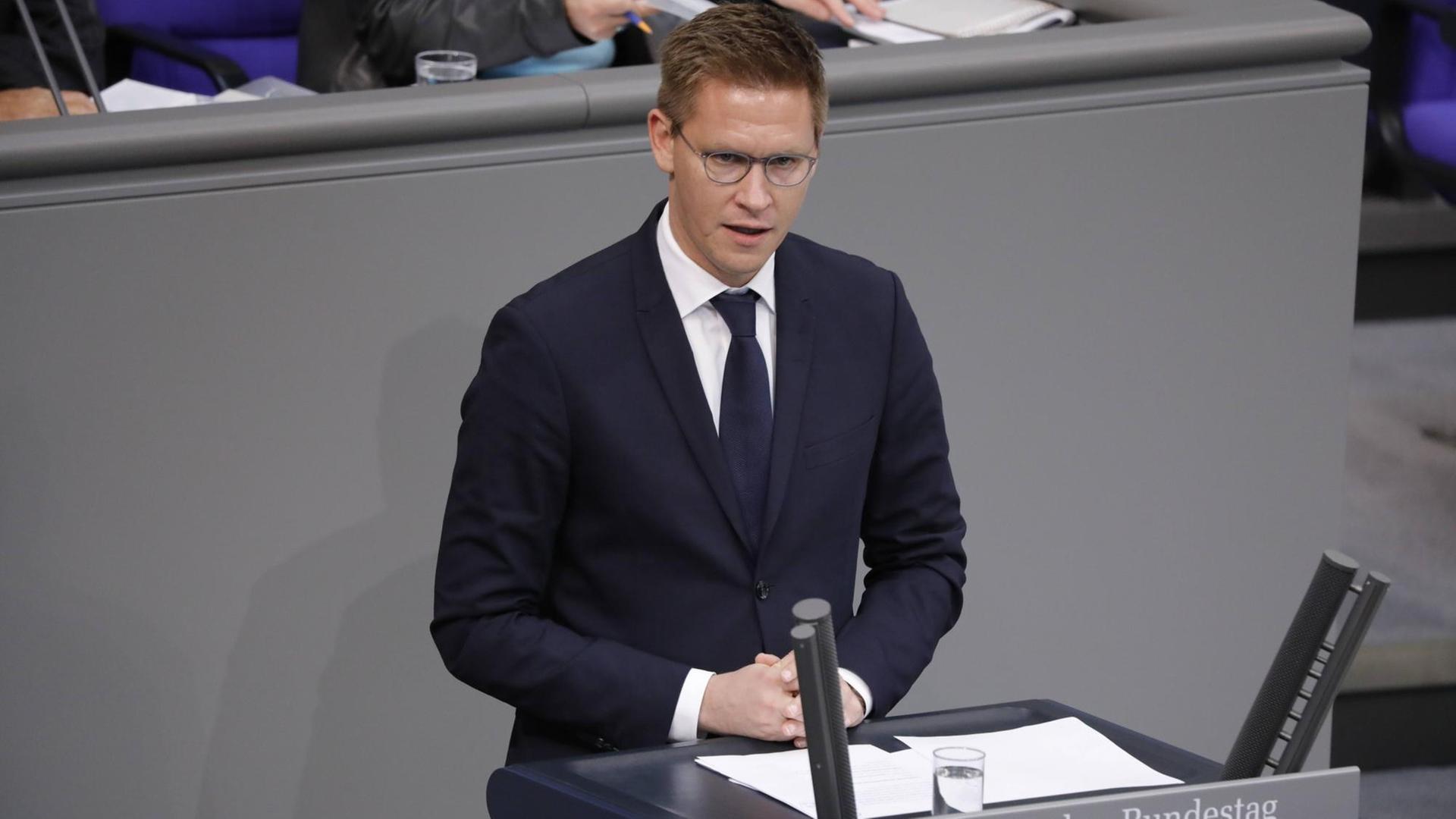Johannes Steiniger (CDU/CSU), Deutschland, Berlin, Bundestag: 11. Oktober 2018 (55. Sitzung), Steuerliche Entlastung von Familien, Islam *** Johannes Steiniger CDU CSU Germany Berlin Bundestag 11 October 2018 55 Meeting Tax relief of families Islam Johannes Steiniger (CDU/CSU), Deutschland, Berlin, Bundestag: 11. Oktober 2018 (55. Sitzung), Steuerliche Entlastung von Familien, Islam *** Johannes Steiniger CDU CSU Germany Berlin Bundestag 11 October 2018 55 Meeting Tax relief of families Islam
