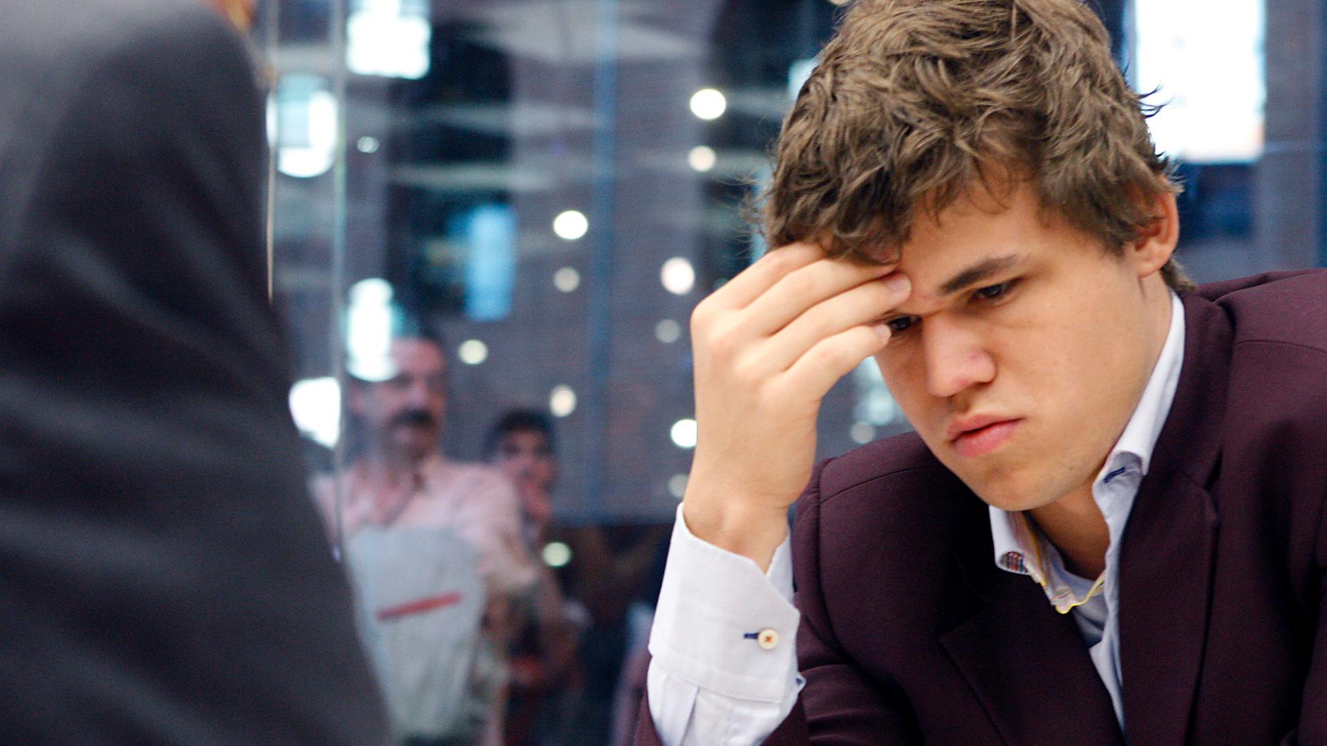 Norwegsicher Schachspieler Magnus Carlsen Norwegsicher Schachspieler Magnus Carlsen