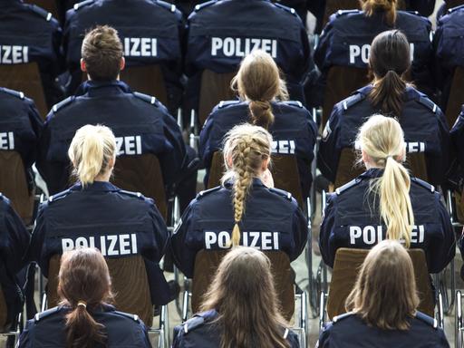 Auszubildende bei der Polizei NRW